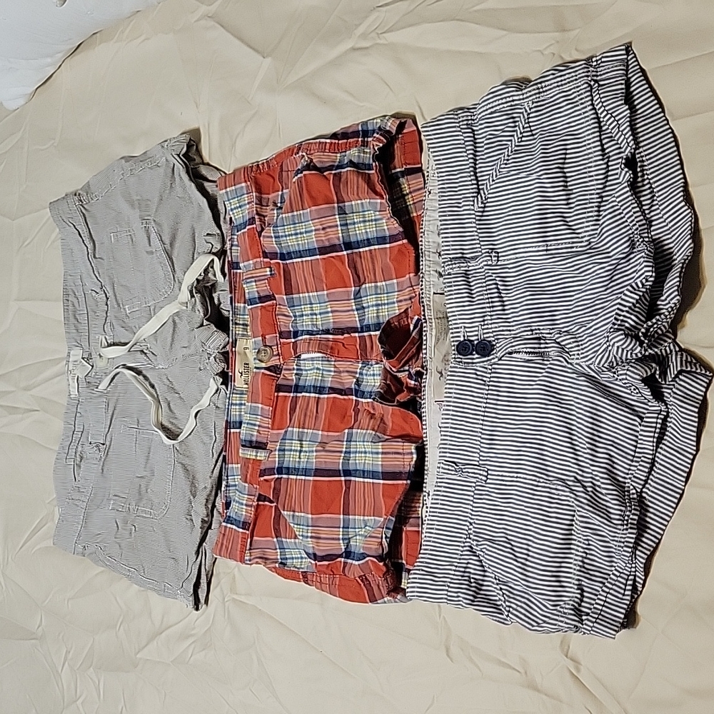 Lot of hollister shorts sz9